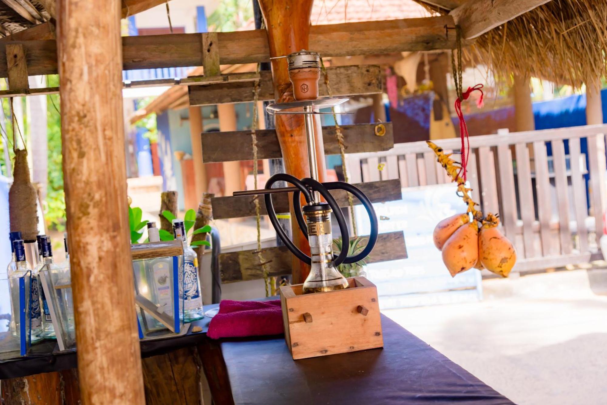 Golden Surfer Beach Hotel Tangalle Ngoại thất bức ảnh