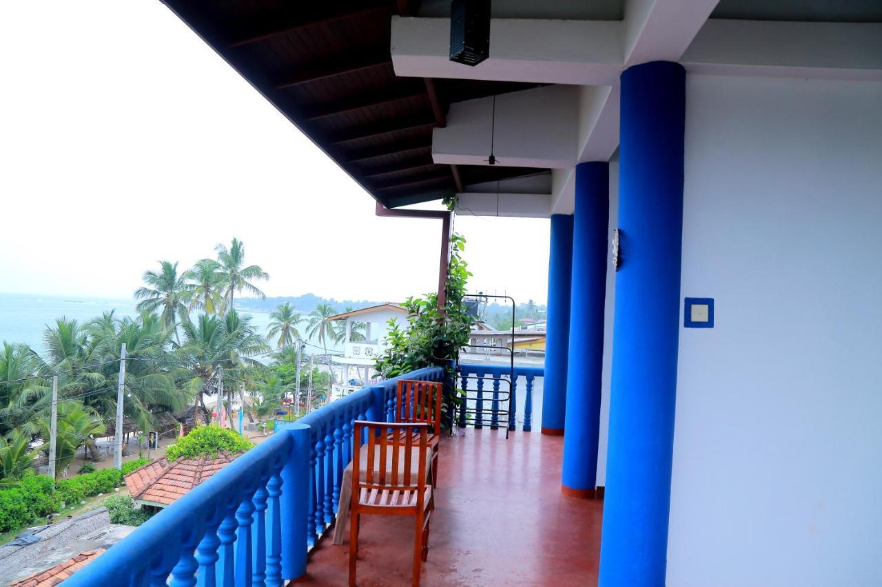 Golden Surfer Beach Hotel Tangalle Ngoại thất bức ảnh
