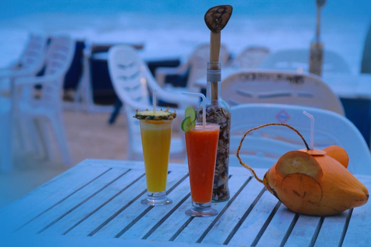 Golden Surfer Beach Hotel Tangalle Ngoại thất bức ảnh