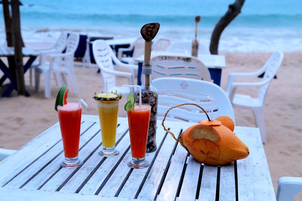 Golden Surfer Beach Hotel Tangalle Ngoại thất bức ảnh
