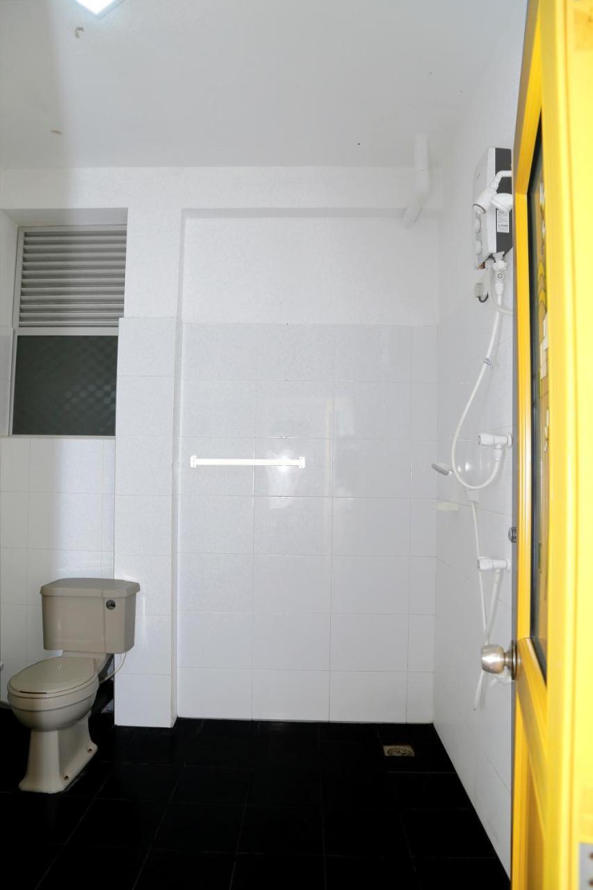 Golden Surfer Beach Hotel Tangalle Ngoại thất bức ảnh