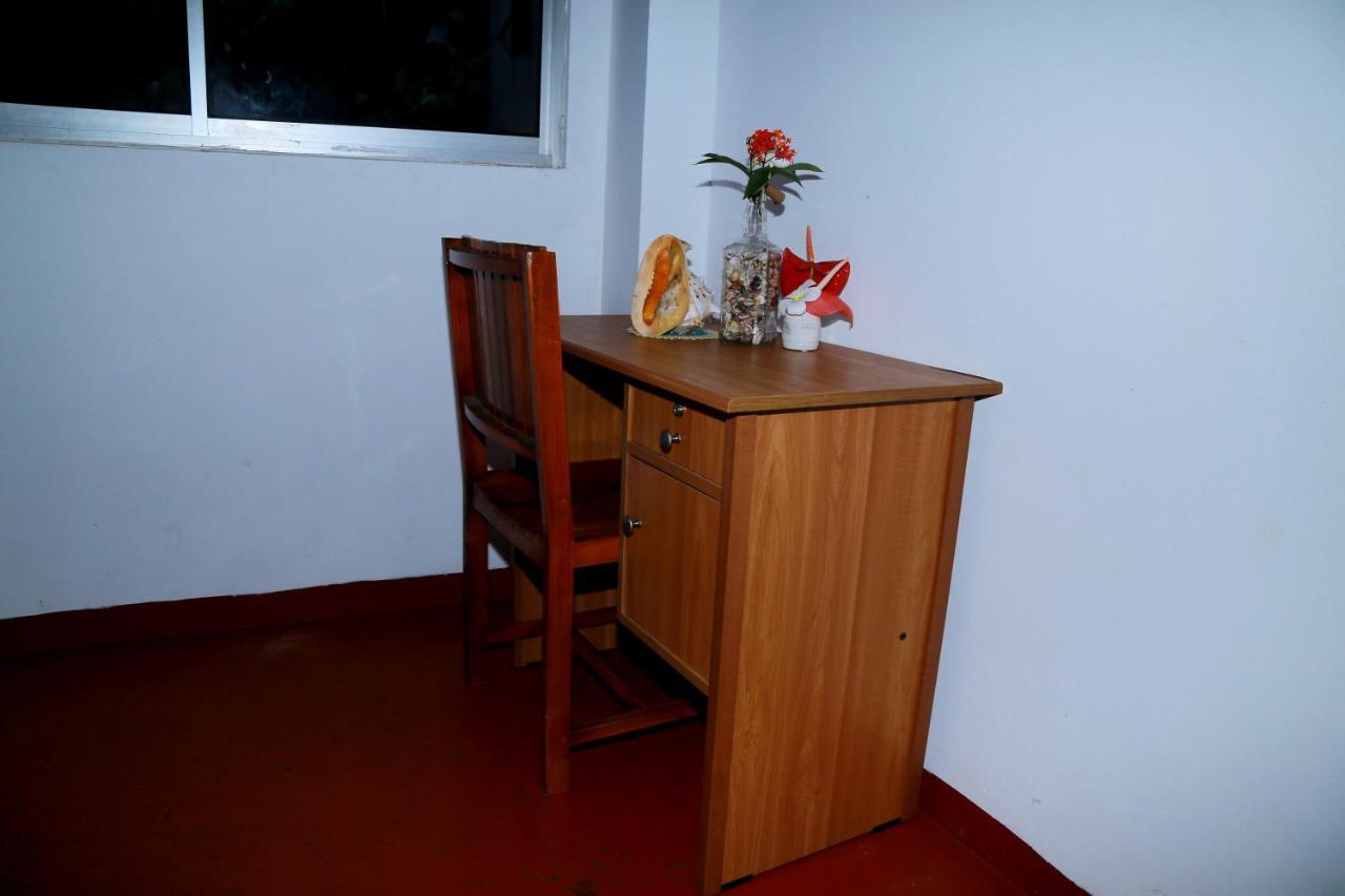 Golden Surfer Beach Hotel Tangalle Ngoại thất bức ảnh