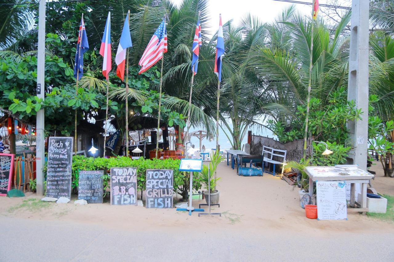 Golden Surfer Beach Hotel Tangalle Ngoại thất bức ảnh