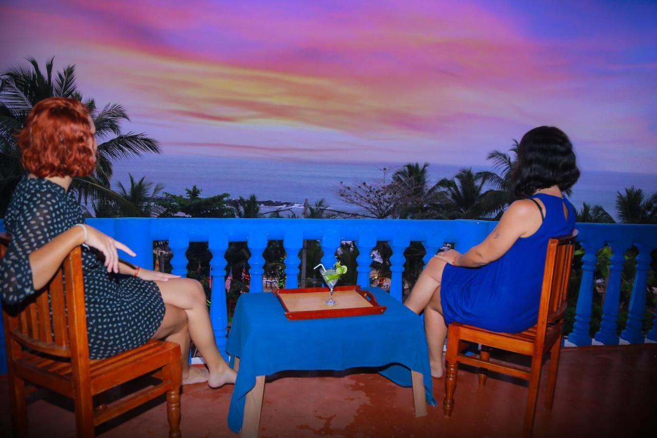 Golden Surfer Beach Hotel Tangalle Ngoại thất bức ảnh